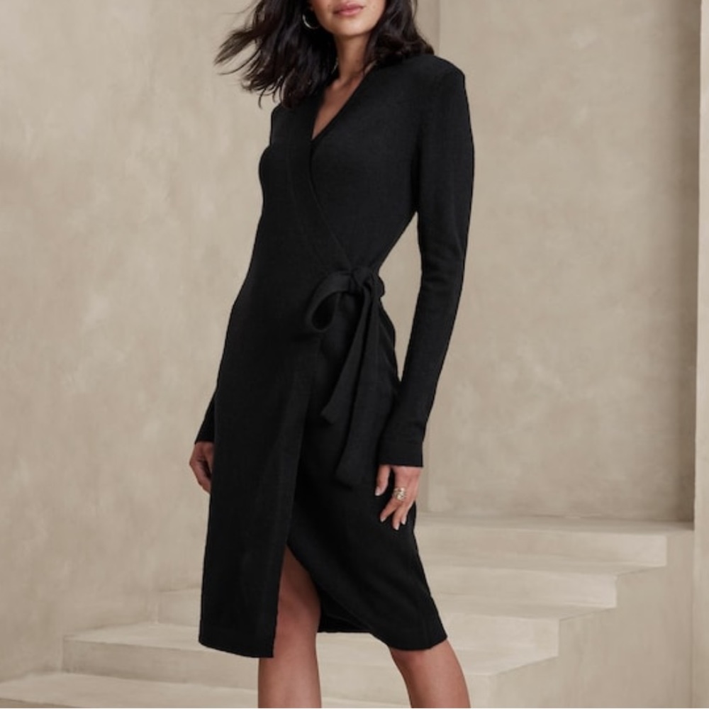 NWT Banana Republic Factory Knee-Length Black Wrap Sweater Dress